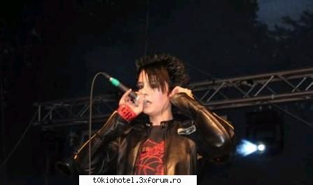 All about Bill... - Aici o sa pun (shi va rog sa punetzi shi voi) tot - Bill Kaulitz