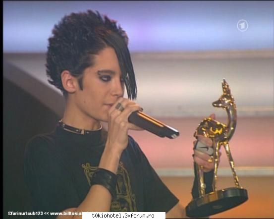 Bill's hairstyle - TeHash au cashtigat premiul "Bambi"!!! - Bill Kaulitz