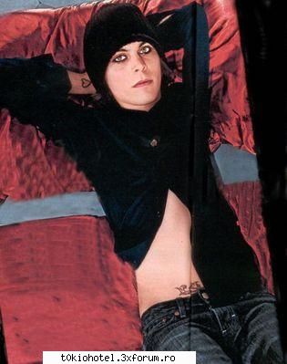 H.I.M - Ce parere avetzi despre H.I.M? =D Cantecul Vostru - Rock