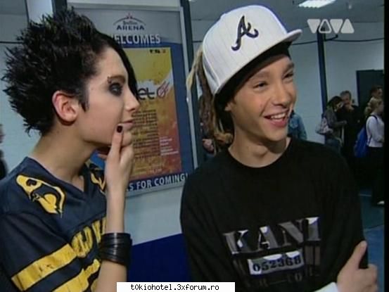 Tokio Hotel - Lass un hier raus - Willkommen in unserem Traum , Verbote sind - Versuri